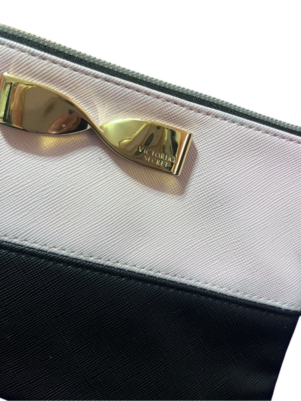 Victoria’s Secret Oversized Weekender Tote Bag 🖤💗 - Picture 9 of 11